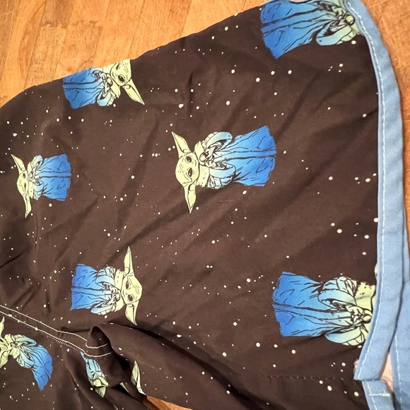 Star Wars Sz 10/12 Baby Yoda The Child Swim Trunks - Picture 2 of 9